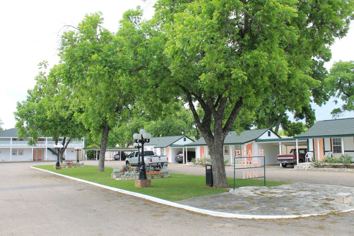 Peach Tree Inn, Fredericksburg, TX