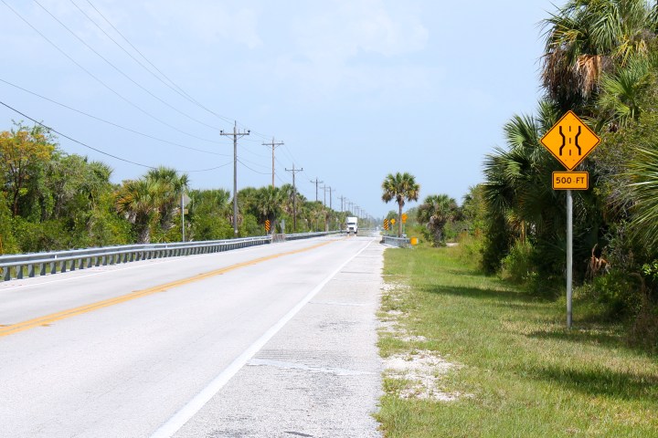 Hwy 41 entering the Everglades from the East.