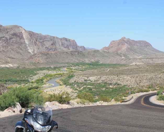Big Bend Ranch (Hwy 170) with Rio Grande in the background