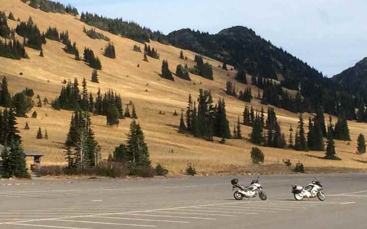 Sunrise Visitors Center parking lot
