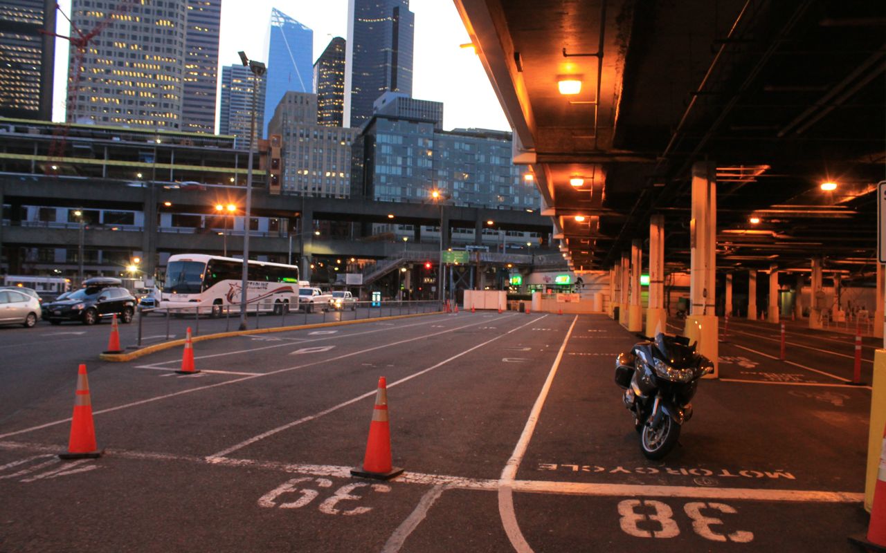 seattle early morning